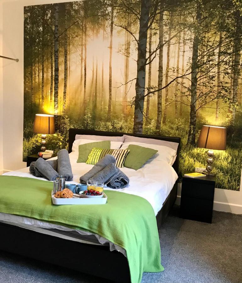 Stylish 3 Bedroom House Only 5 Mins From M6/M58 Wigan Eksteriør bilde